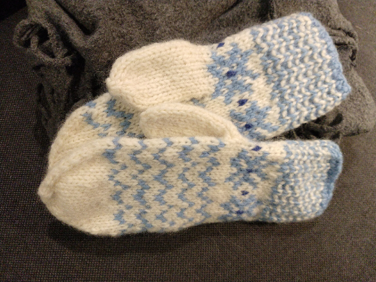 Lindis Mittens